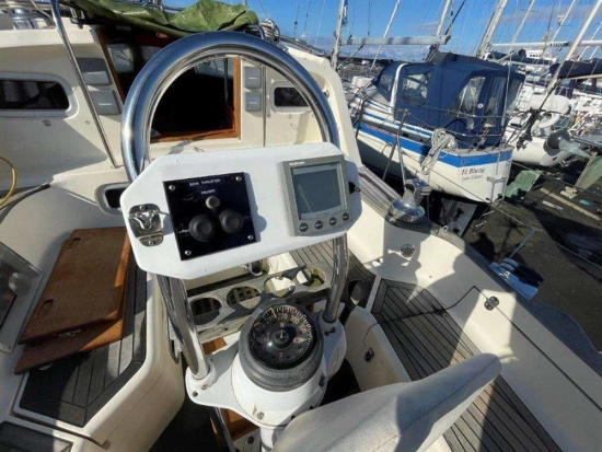 NORTHSHORE YACHTS VANCOUVER 38 PILOT preowned for sale