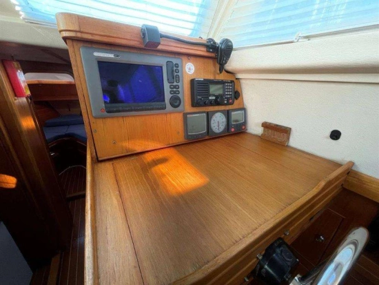 NORTHSHORE YACHTS VANCOUVER 38 PILOT preowned for sale