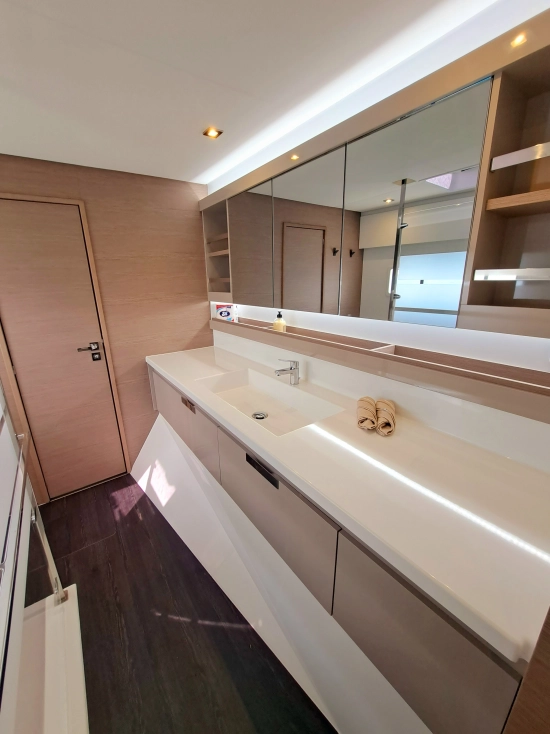 Fountaine Pajot Aura 51 gebraucht zum verkauf