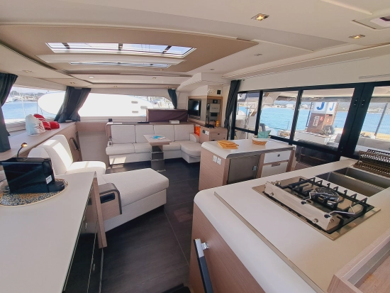 Fountaine Pajot Aura 51 gebraucht zum verkauf