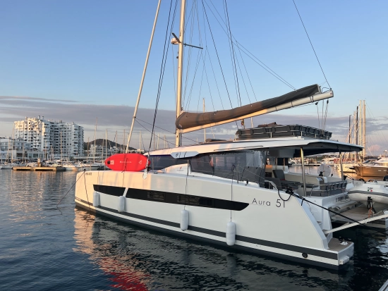 Fountaine Pajot Aura 51 gebraucht zum verkauf