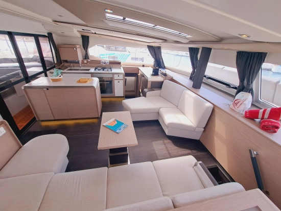 Fountaine Pajot Aura 51 gebraucht zum verkauf