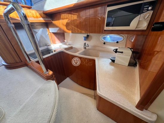 Azimut 46 Fly preowned for sale