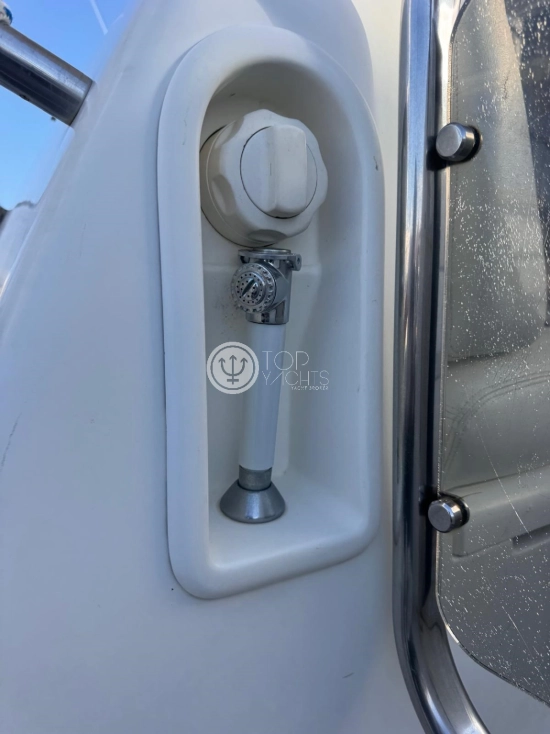 Azimut 46 Fly preowned for sale