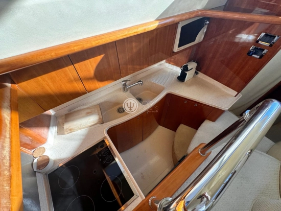 Azimut 46 Fly preowned for sale