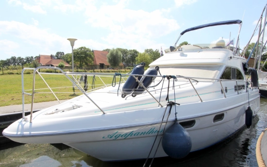 Sealine 350 Flybridge preowned for sale