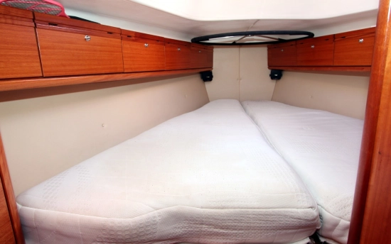 Bavaria Yachts 38 Cruiser preowned for sale