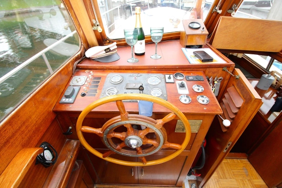 Super Lowland Kruiser 1040 AK preowned for sale