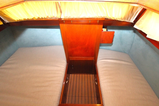 Super Lowland Kruiser 1040 AK preowned for sale