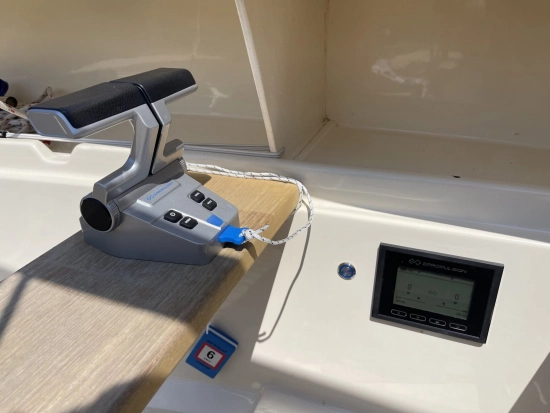 Rustler 24 preowned for sale