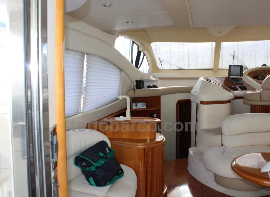 Azimut 46 Fly preowned for sale