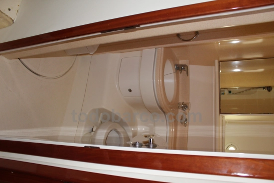 Azimut 46 Fly preowned for sale