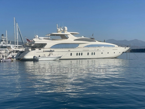Azimut 116 preowned for sale