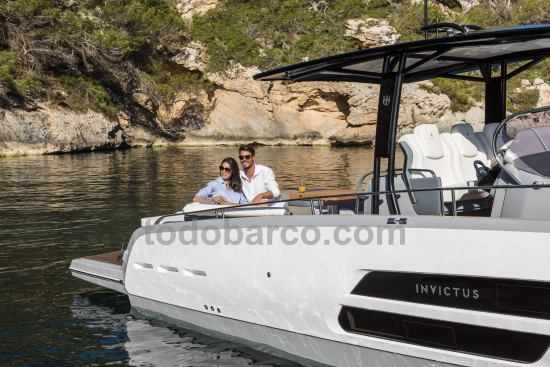 Invictus Yacht GT 370 brand new for sale