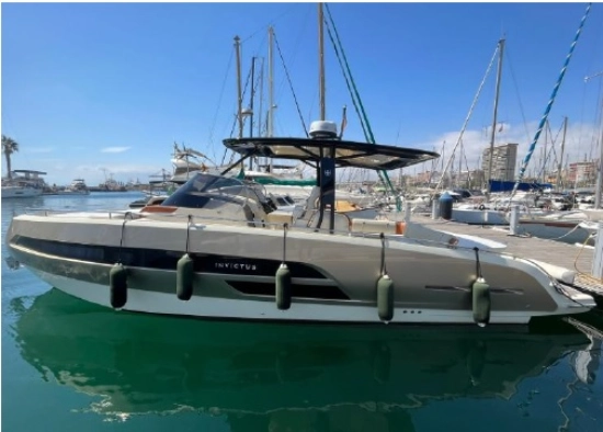 Invictus Yacht GT320 preowned for sale