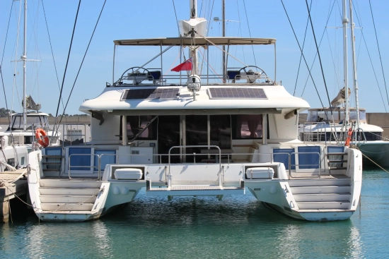 Lagoon 620 preowned for sale