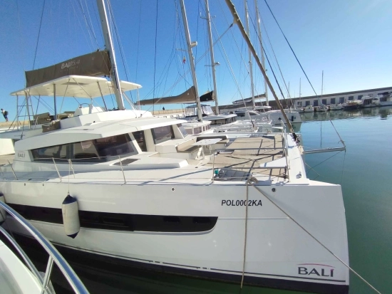 Bali Catamarans 5.4 preowned for sale