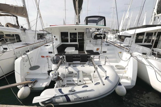 Lagoon 40 preowned for sale