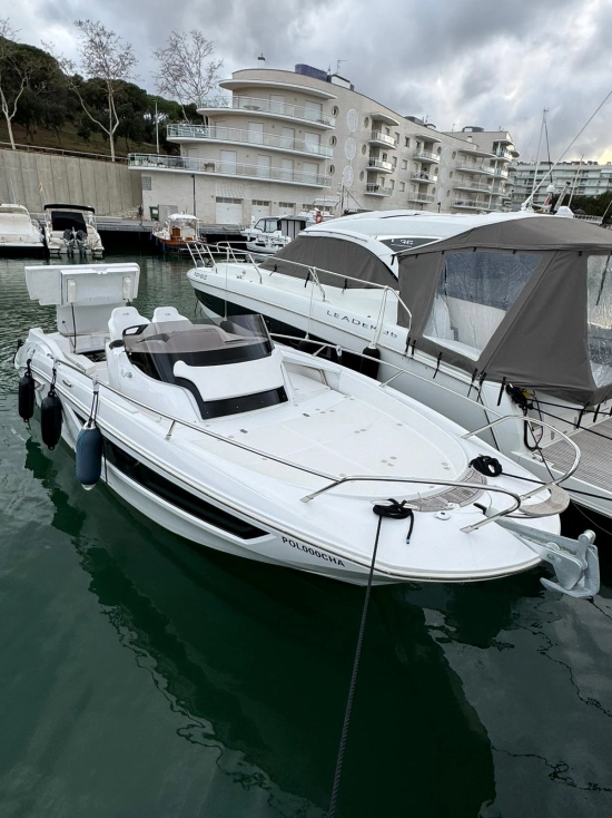 Sessa Marine Key Largo 27 IB preowned for sale