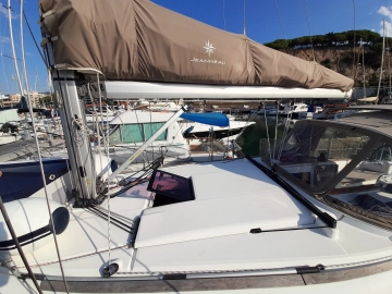 Jeanneau Sun Odyssey 379 preowned for sale